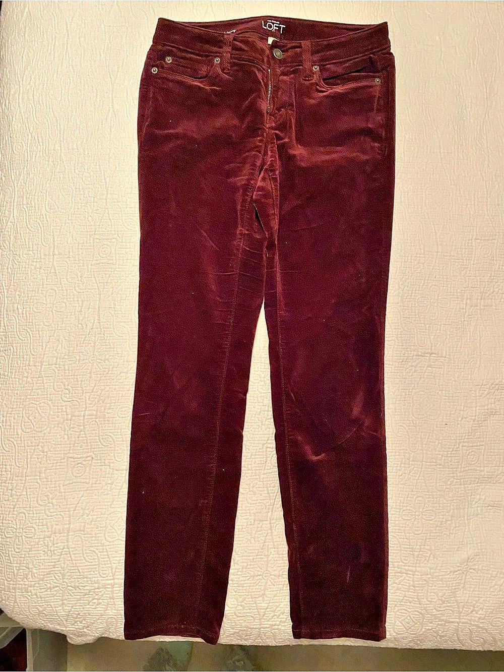 LOFT Modern Skinny Velvet Pants Jeans. Purple/plum Color. Size 2